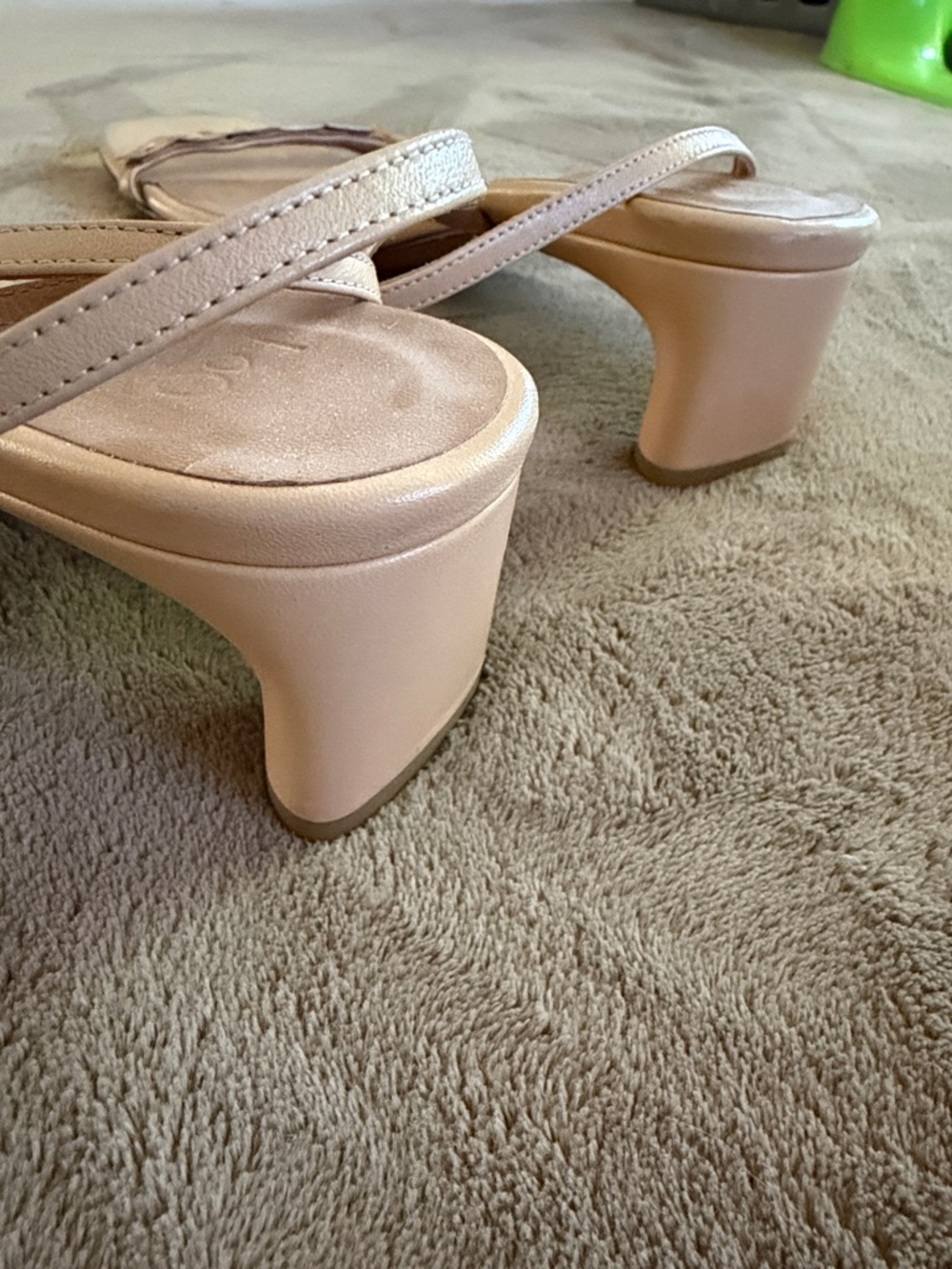 LOQ like new Nude Ankle-Strap Block Heel Sandals with Embellished Front Strap - Picture 3 of 6